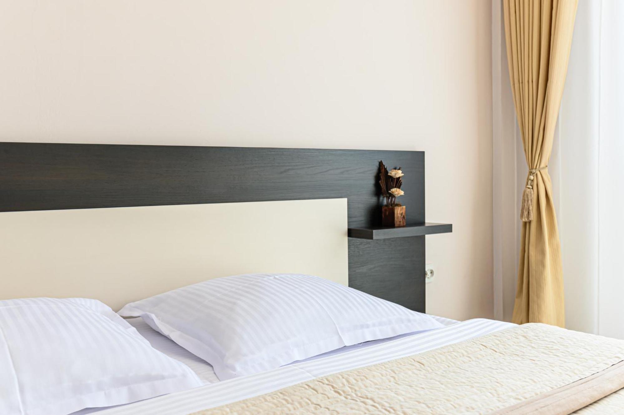 Casa Ramino Hotel Busteni Ngoại thất bức ảnh